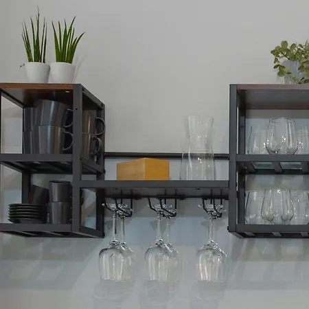 Mondrian L Bb דירה